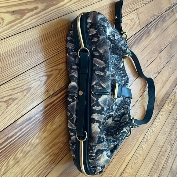 Faux Black, Tan and Gray Python Shoulder Bag With Gold Accents - Picture 3 of 9